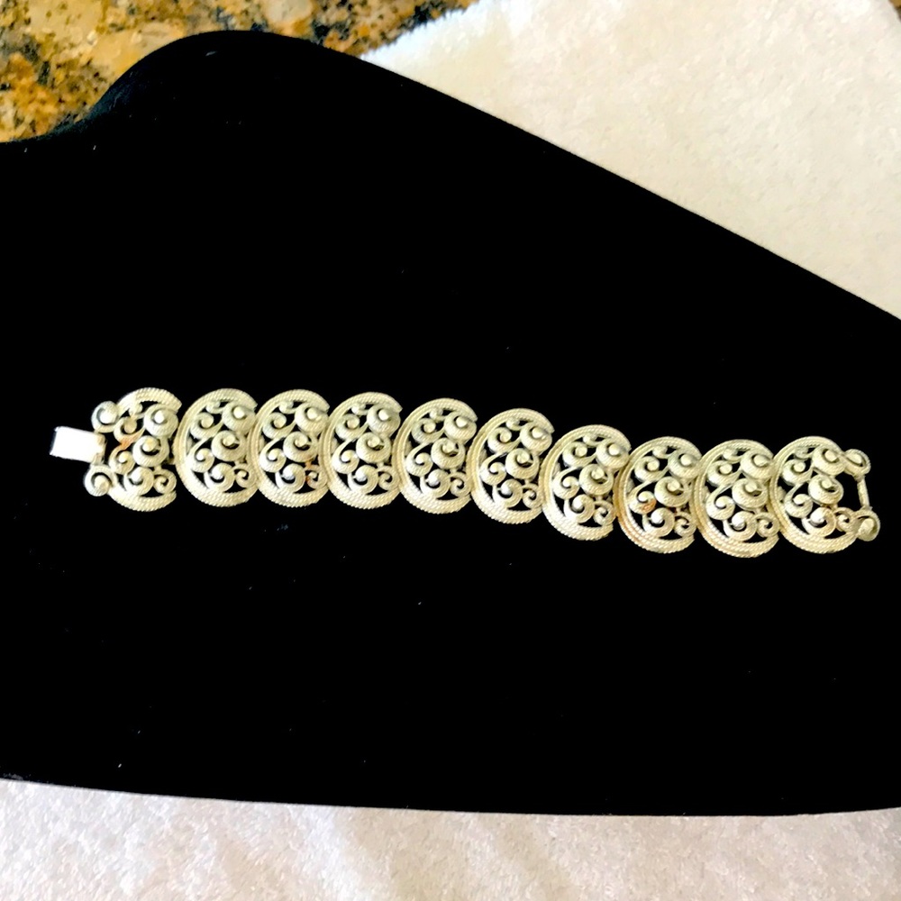 Coro Jewelry-Coro Pegasus Vintage Wide Link Silver Bracelet-Silver-Size: 7 14 | - Picture 5 of 8